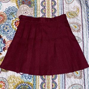 American Apparel Pleated Skirt - Burgundy